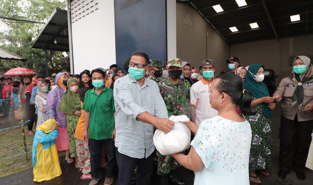 Pembagian Sembako Divisi Pupuk Saraswanti Group, Memperingati Bulan Ramadhan 1443 H